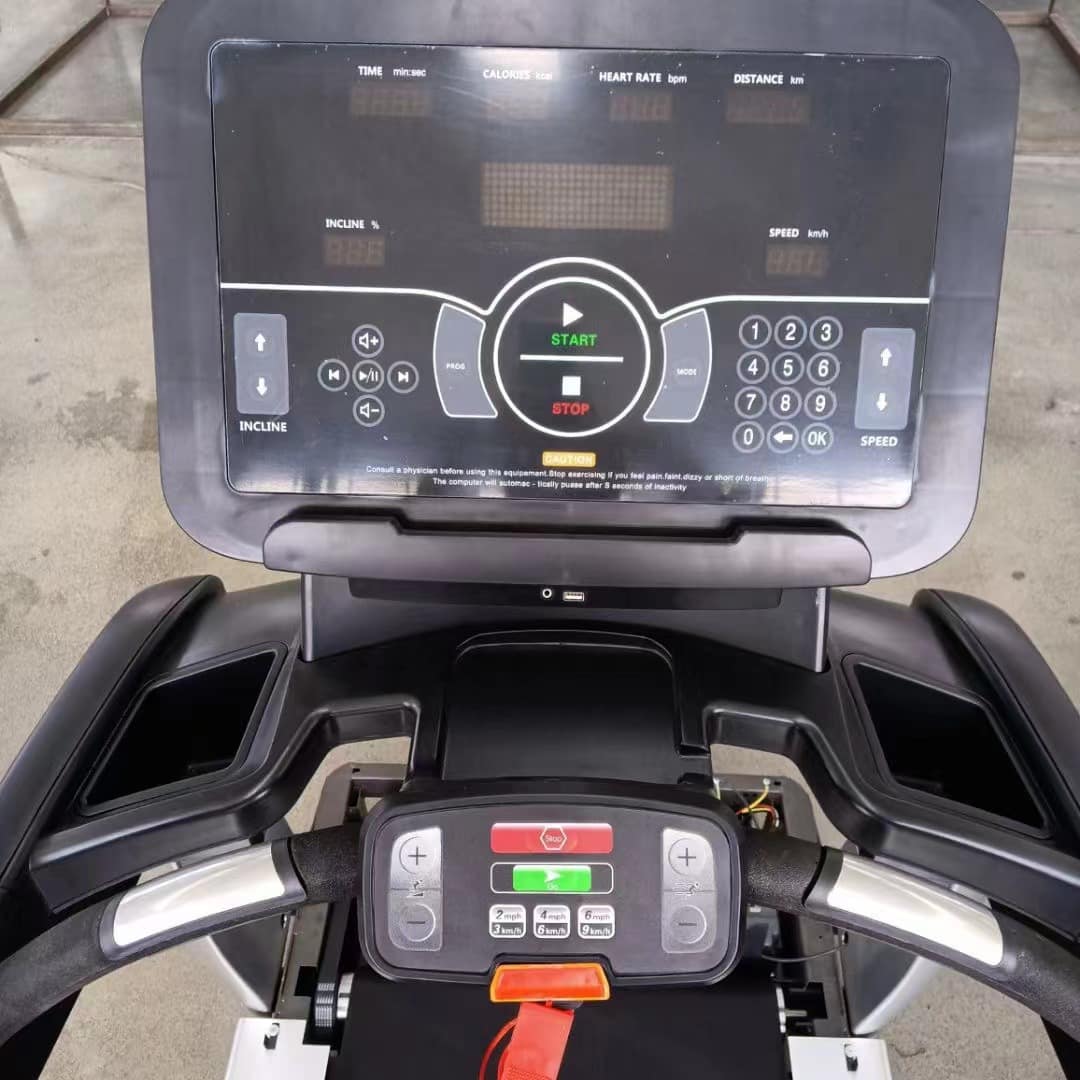 COMMERCIAL TREADMILL 7.0HP(LED) - Image 9
