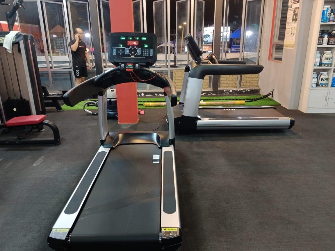 COMMERCIAL TREADMILL 7.0HP(LED) - Image 12